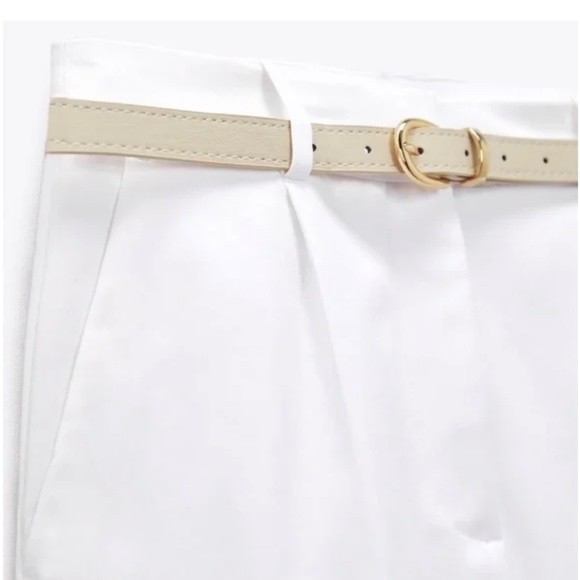 DOUBLE FACED BELTED SHORTS NWT - Picture 3 of 5